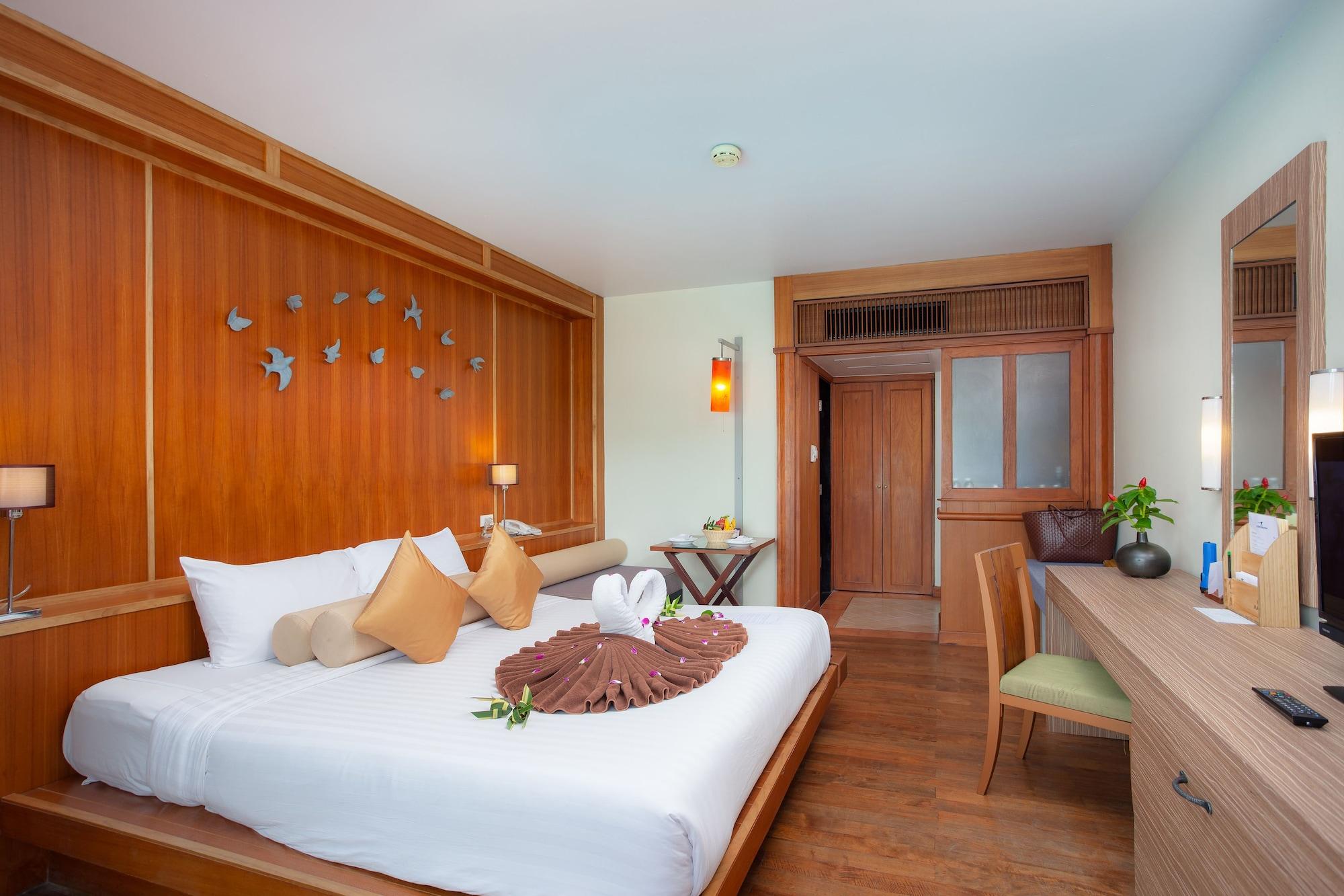 Seaview Patong Hotel - Sha Plus Экстерьер фото