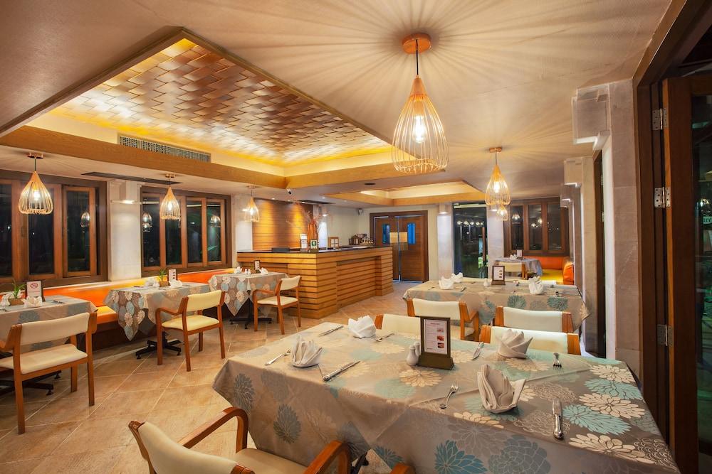 Seaview Patong Hotel - Sha Plus Экстерьер фото