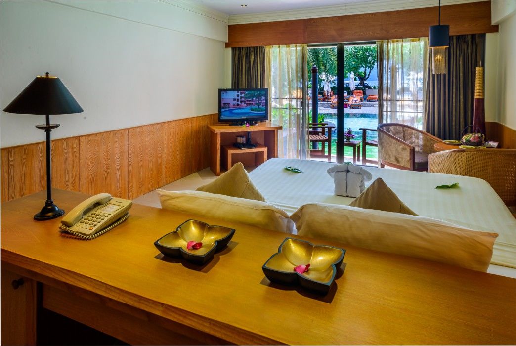 Seaview Patong Hotel - Sha Plus Экстерьер фото