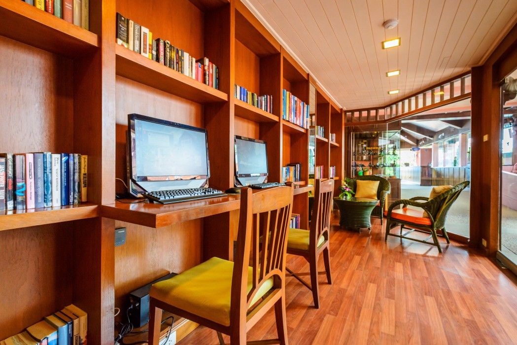Seaview Patong Hotel - Sha Plus Экстерьер фото